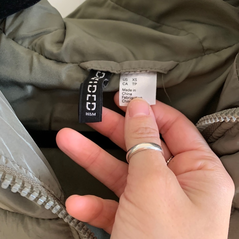 H&M Puffer - Picture 2 of 7